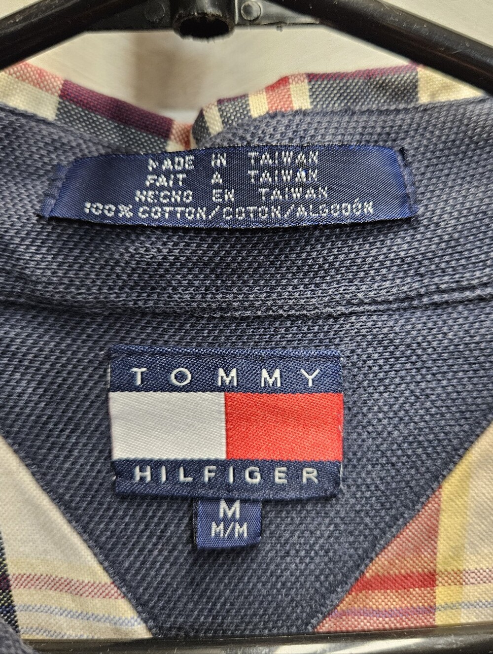 Vintage Tommy Hilfiger Medium Oversized Embroidered Casual Plaid Dress Shirt - Picture 5 of 7